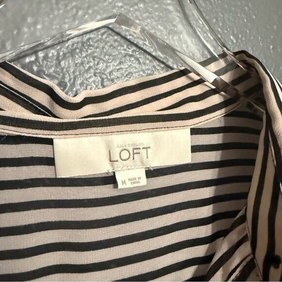 LOFT Ann Taylor Sheer Striped Button Down Blouse Size M - Picture 4 of 4